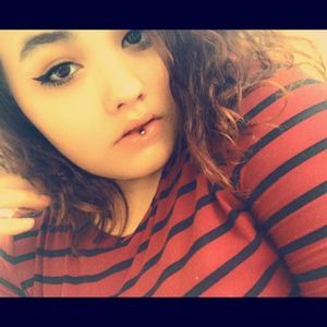 Meet your Posher, Ivy